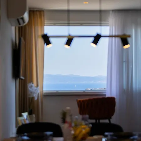 Golden View Luxury Appartement Split